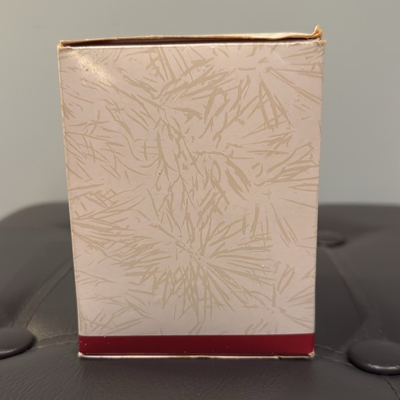 * Vintage * Hallmark | Keepsake Collector Series Ornament- 1995 - Picture 6 of 9